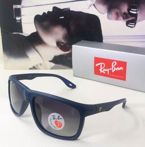 Ray-Ban Sunglasses 760